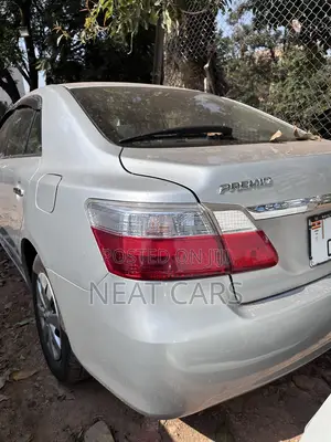 Toyota Premio 2009 Silver