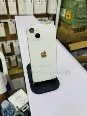 Apple iPhone 13 128 GB White