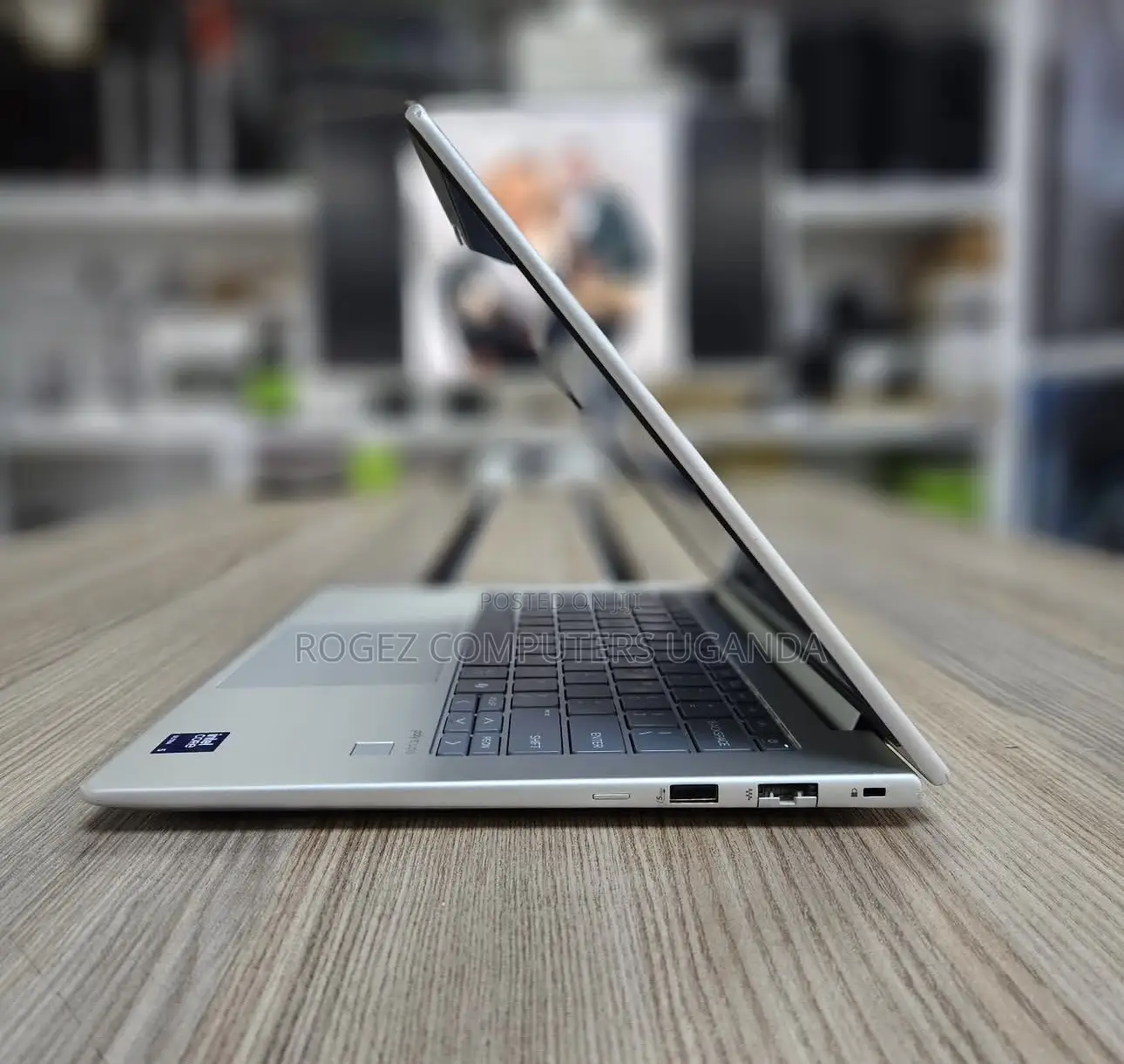 New Laptop HP ProBook 440 G10 8GB Intel Core Ultra 5 SSD 512GB