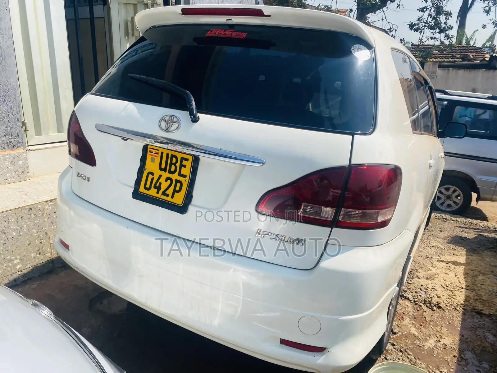 Toyota Ipsum 2004 White