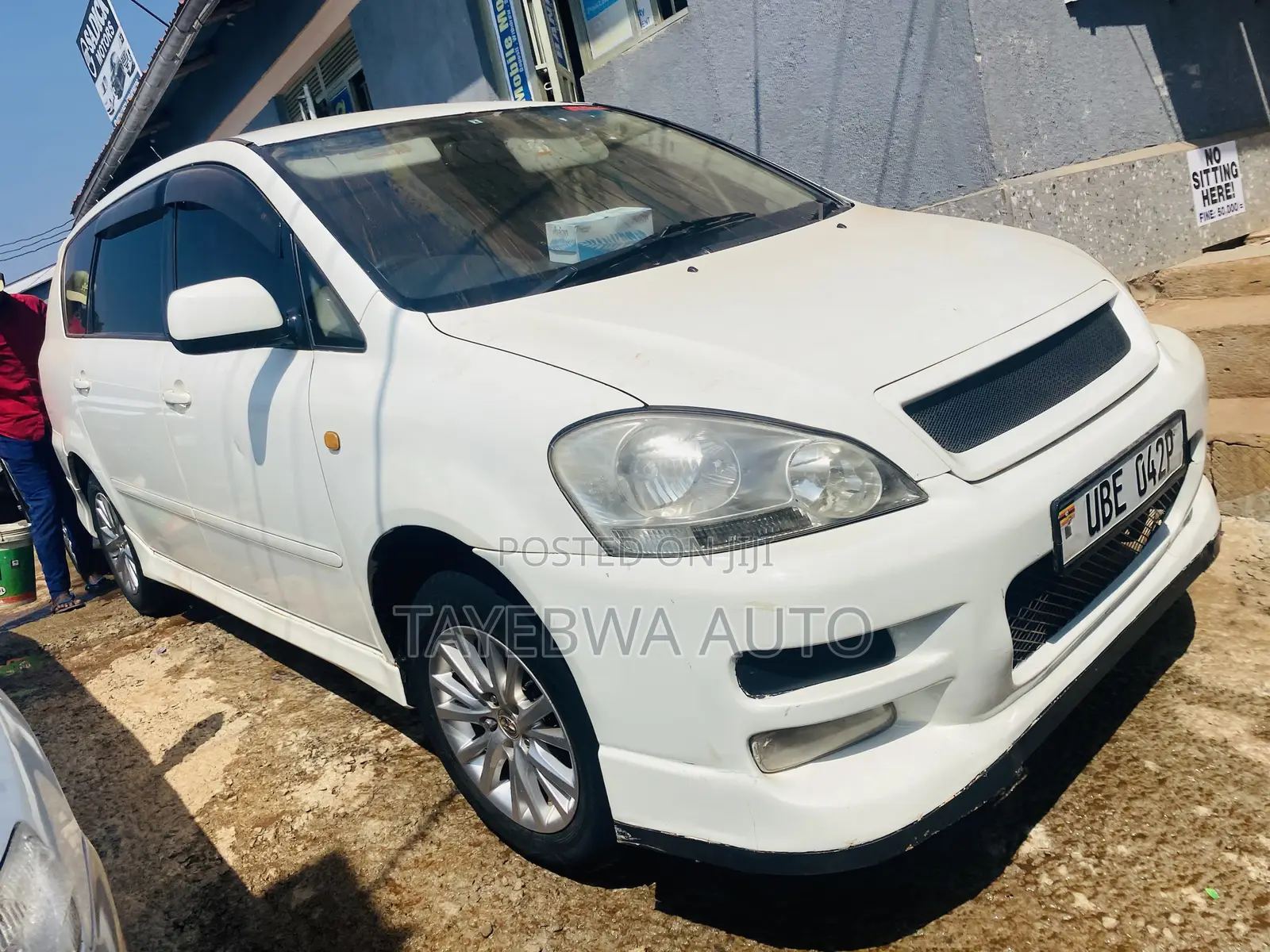 Toyota Ipsum 2004 White