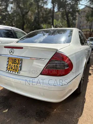 Mercedes-Benz C200 2007 White