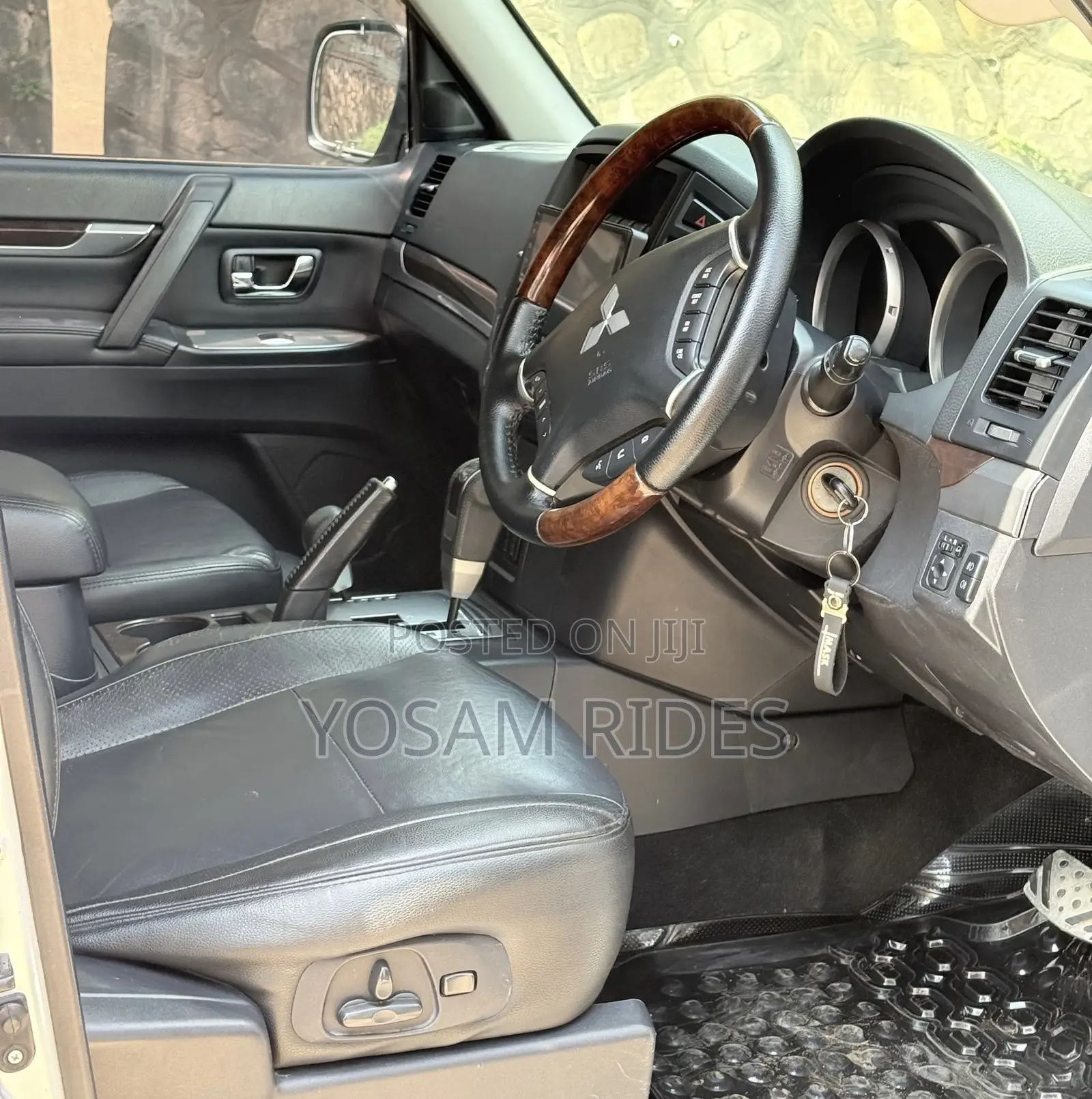 Mitsubishi Pajero 3.2 Di-Dc GLS 2012