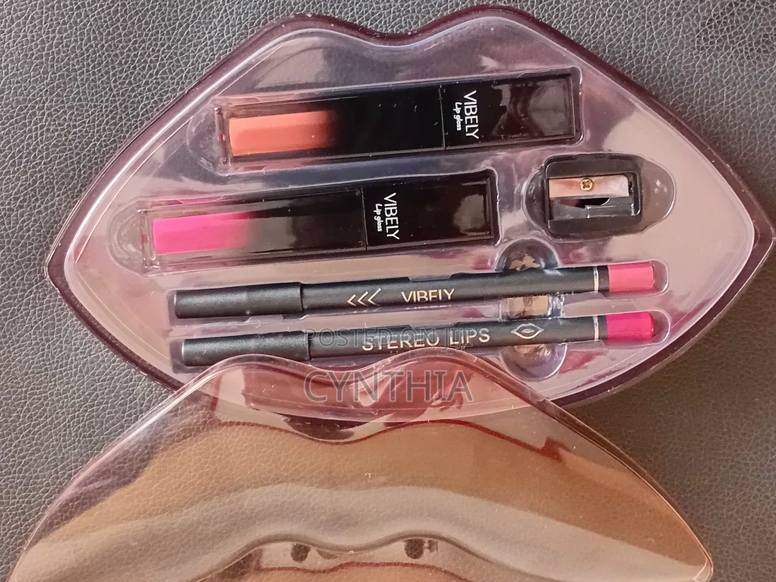 Non Drying Lip Liner and Lipstick Set
