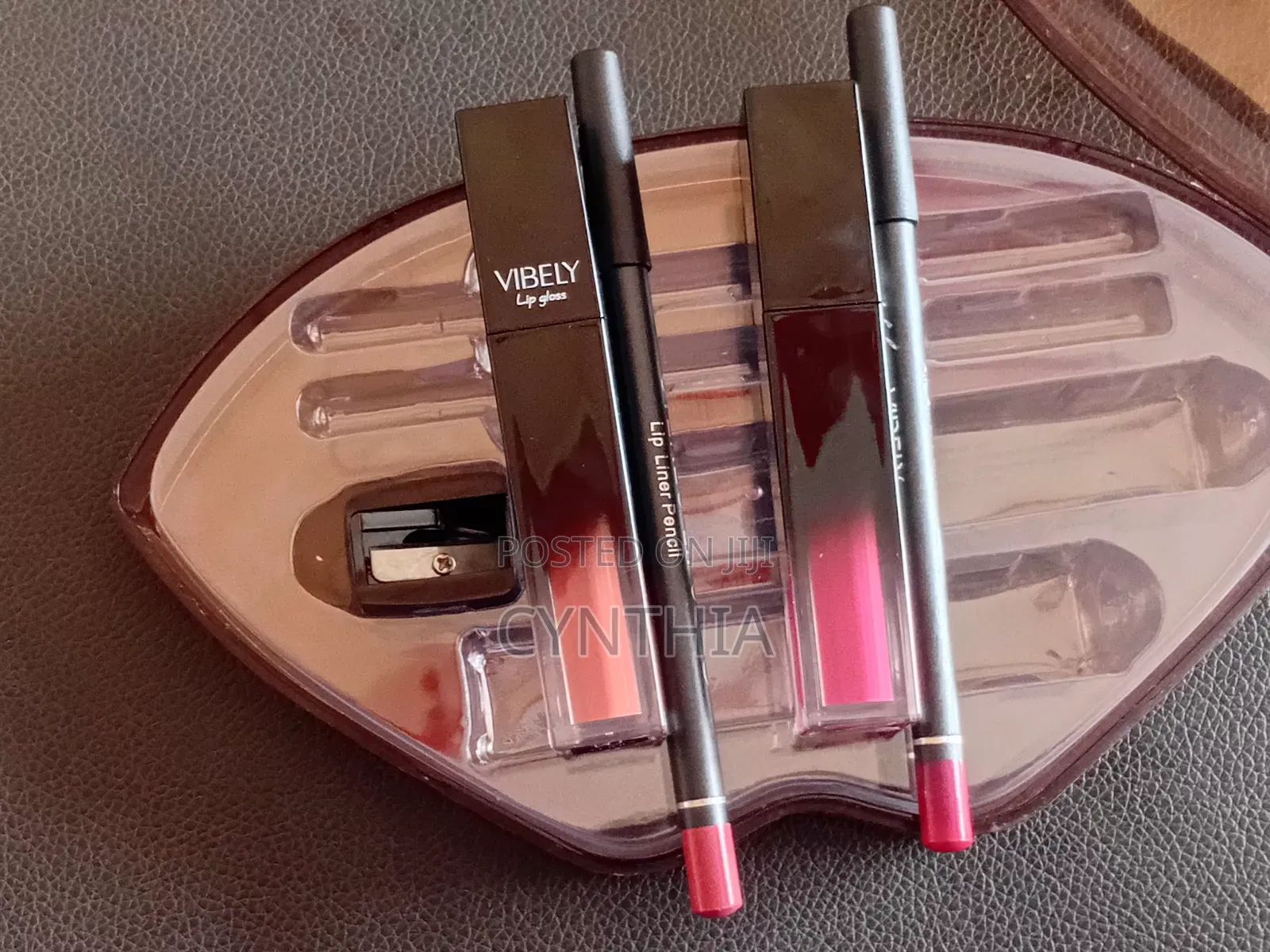 Non Drying Lip Liner and Lipstick Set