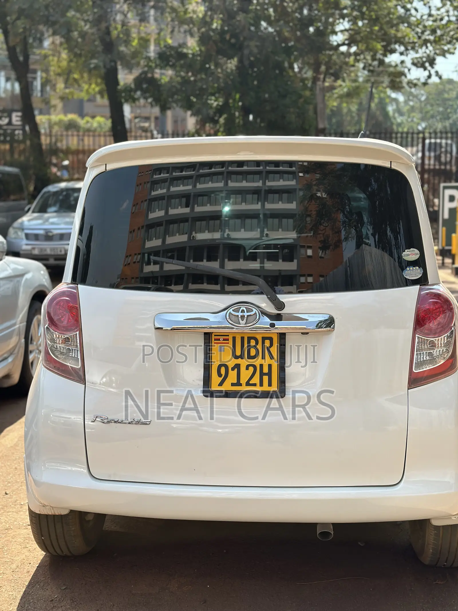 Toyota Ractis 2010 White