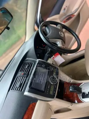 Toyota Premio 2013 Silver
