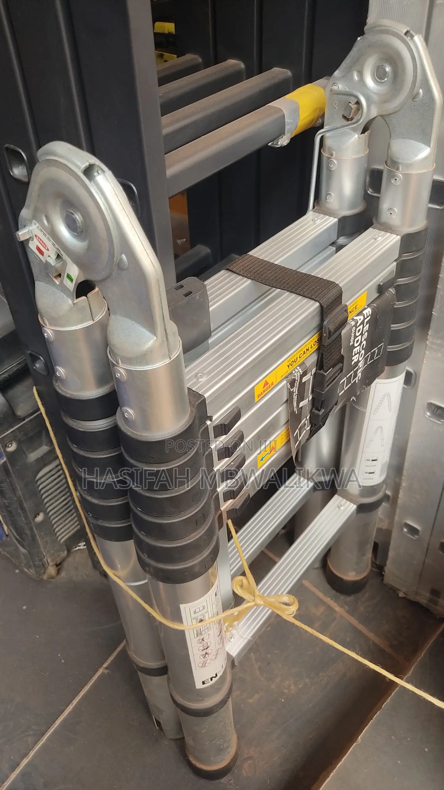Aluminum / Telescopic Ladder 4.4metres