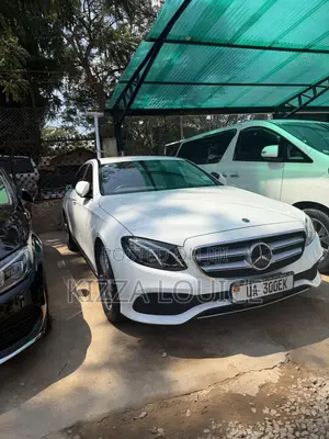 Mercedes-Benz E200 2018 White