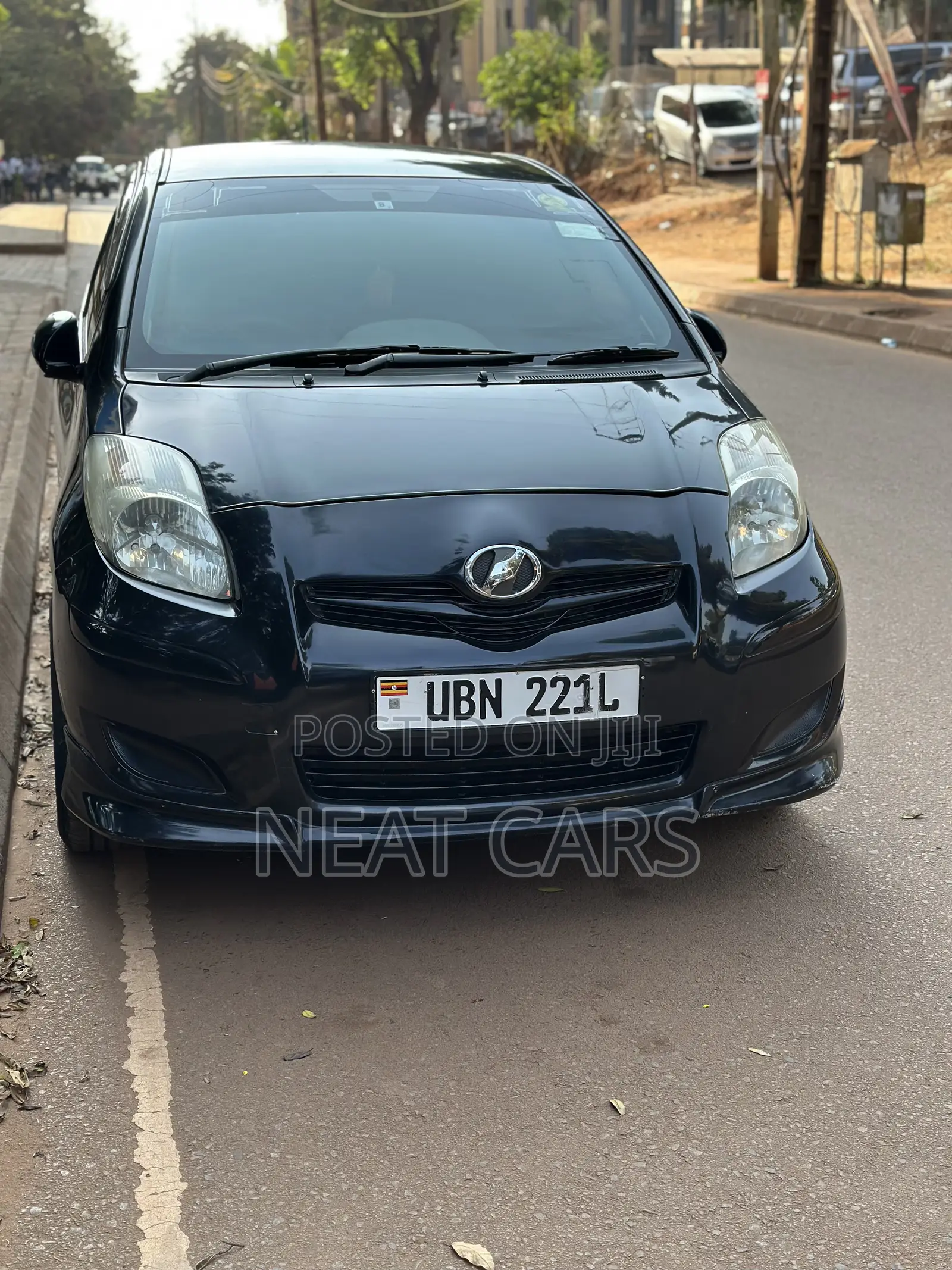 Toyota Vitz 2009 Black