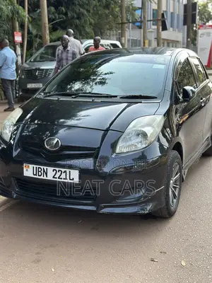 Toyota Vitz 2009 Black