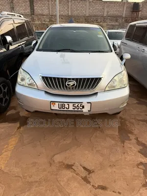 Toyota Harrier 2011 Silver