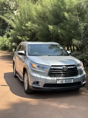 Toyota Kluger 2016 Silver