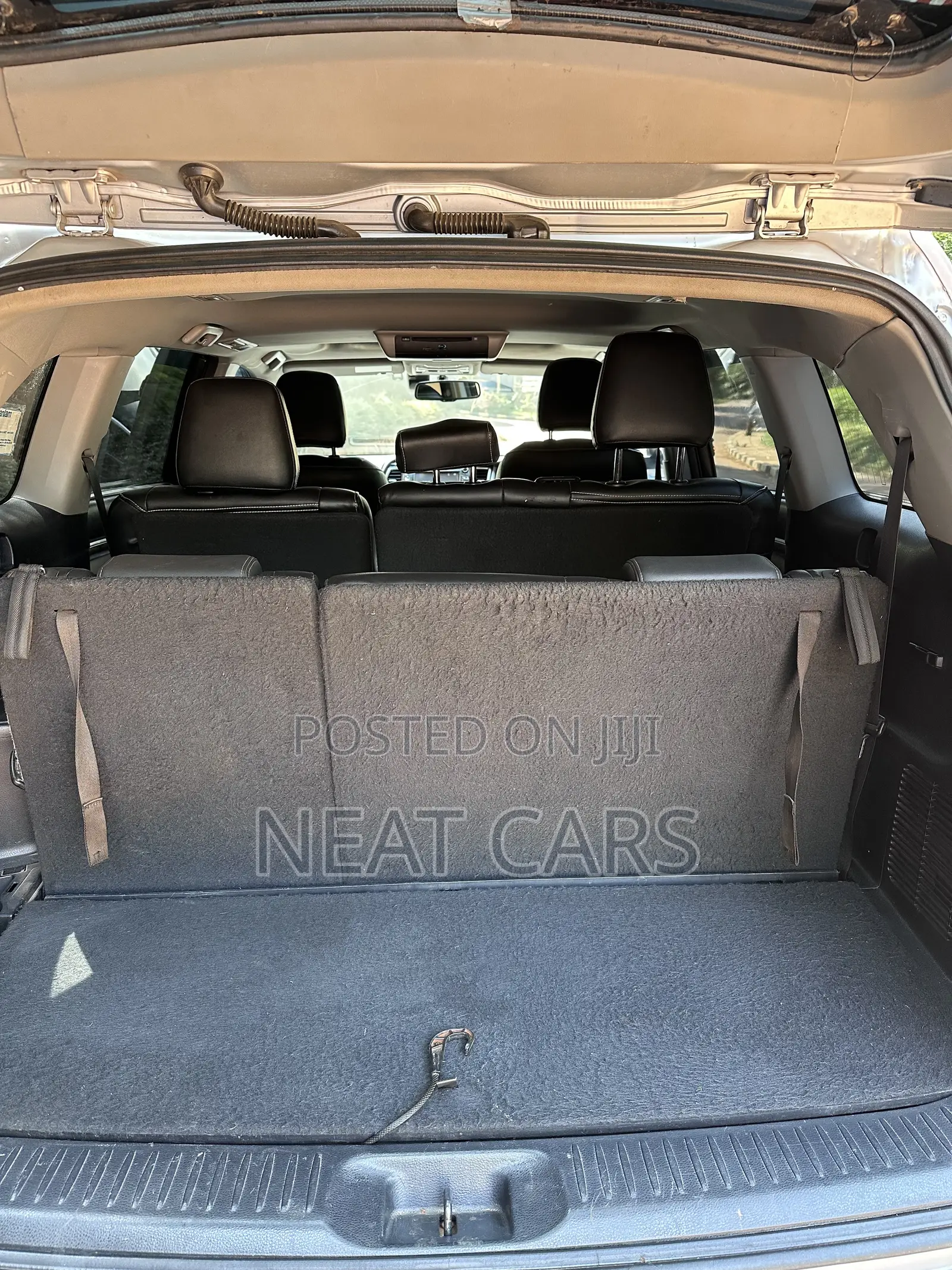 Toyota Kluger 2016 Silver