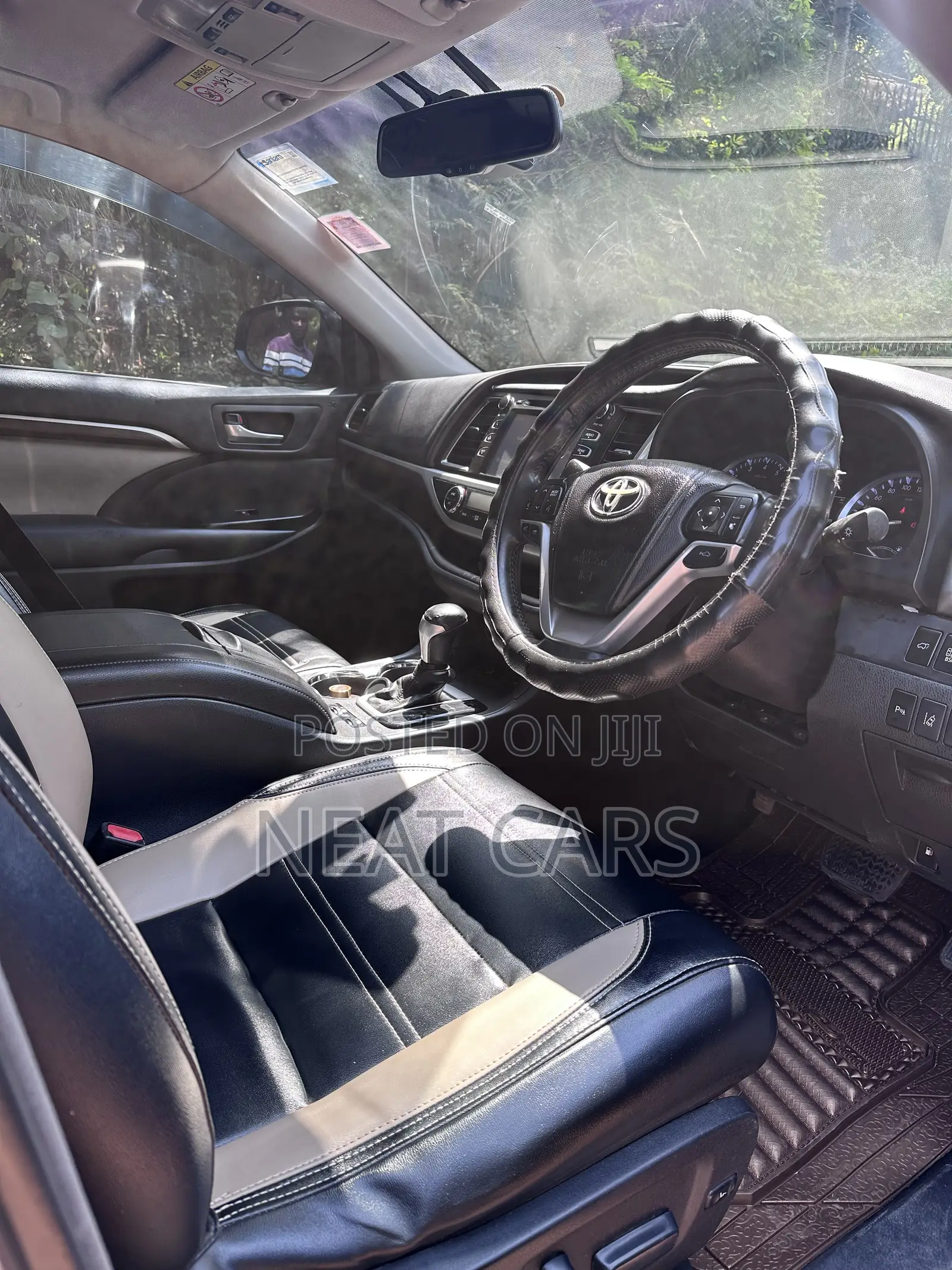 Toyota Kluger 2016 Silver