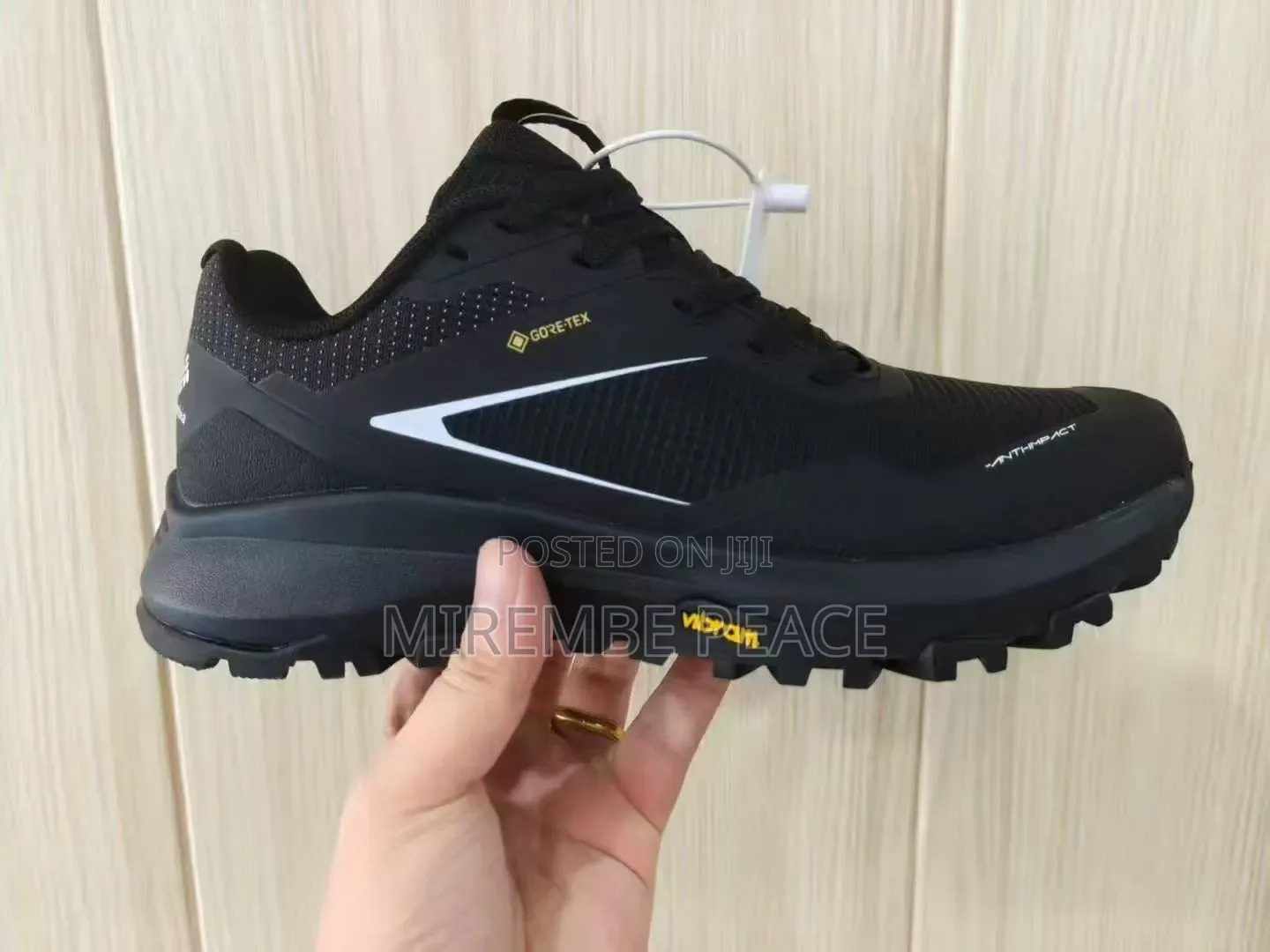 Unisex Sneakers