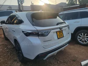 Toyota Harrier 2017 White