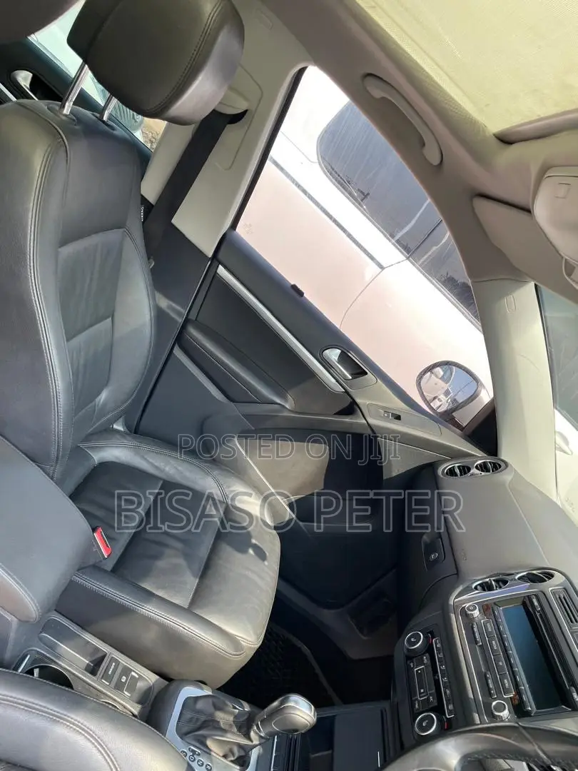 Volkswagen Tiguan 2015 Silver