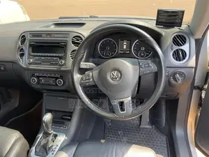 Volkswagen Tiguan 2015 Silver