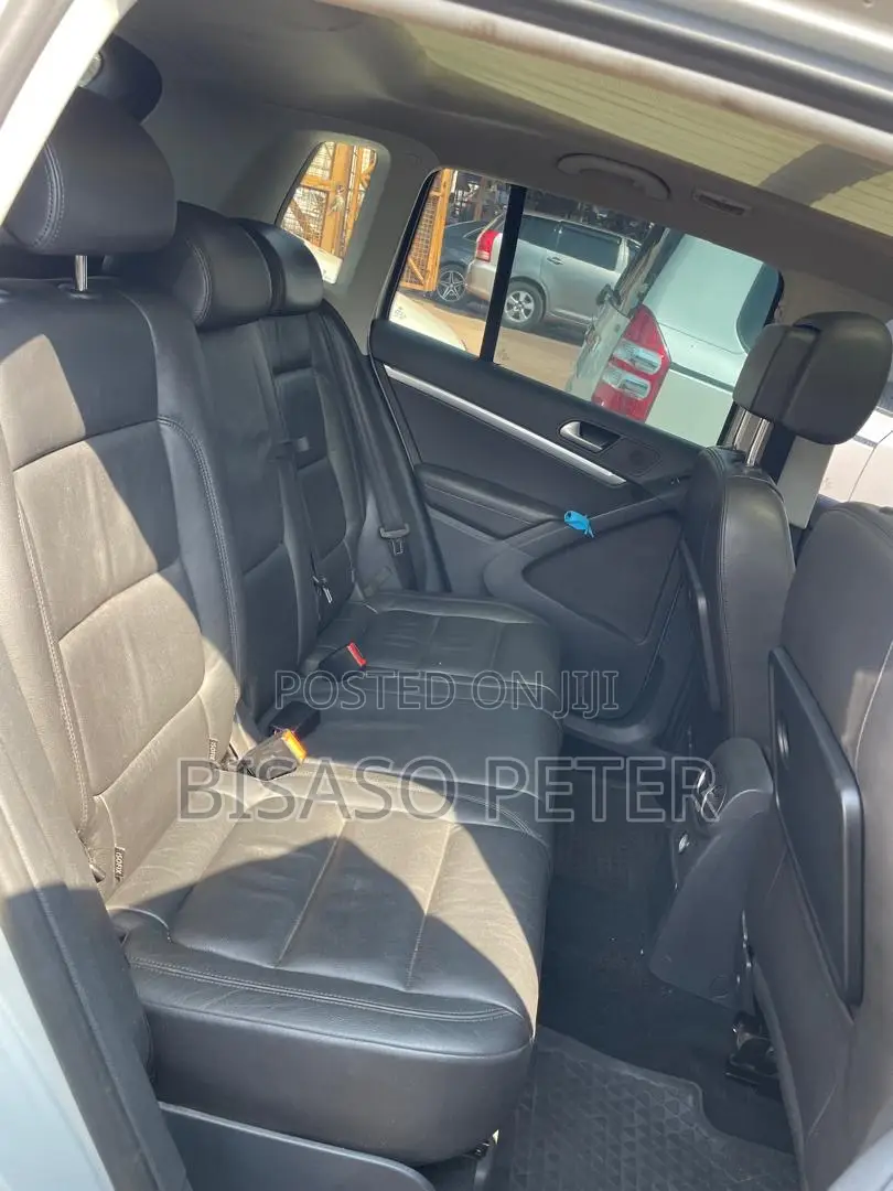 Volkswagen Tiguan 2015 Silver