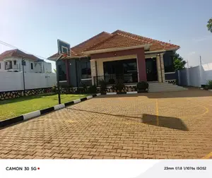 3bdrm House in Division A for sale