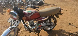 Bajaj Boxer 2024 Red