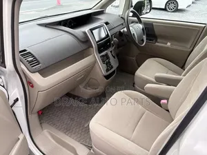 Original Leather Seatcovers Designed for Noah Complete Available