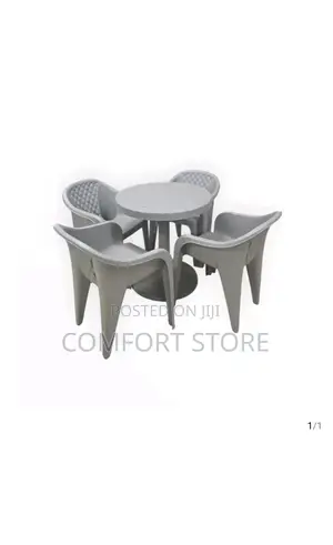 4 Seat Dinning Set in Gray