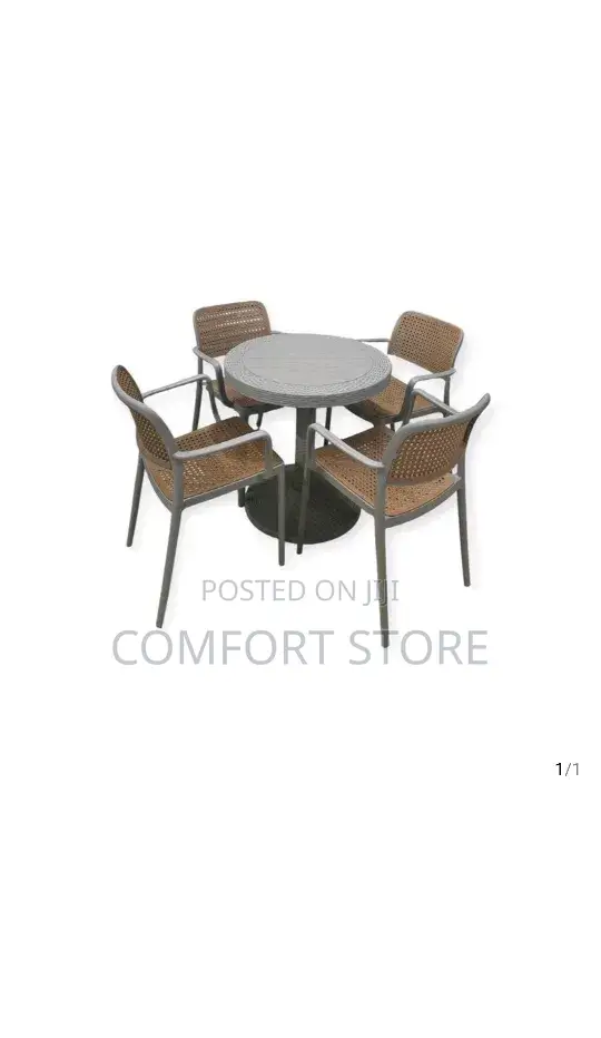 Modern Classic Unique Dinning in Black