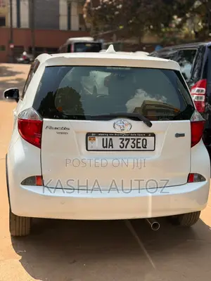 Toyota Ractis 2012 White