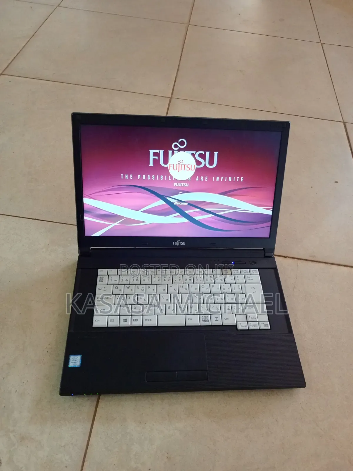 Laptop Fujitsu Lifebook A579 4GB Intel Core i3 HDD 250GB