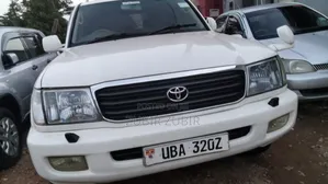 Toyota Land Cruiser Prado 2007 White