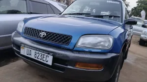 Toyota RAV4 2001 Blue