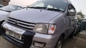 Toyota Noah 2001 Silver