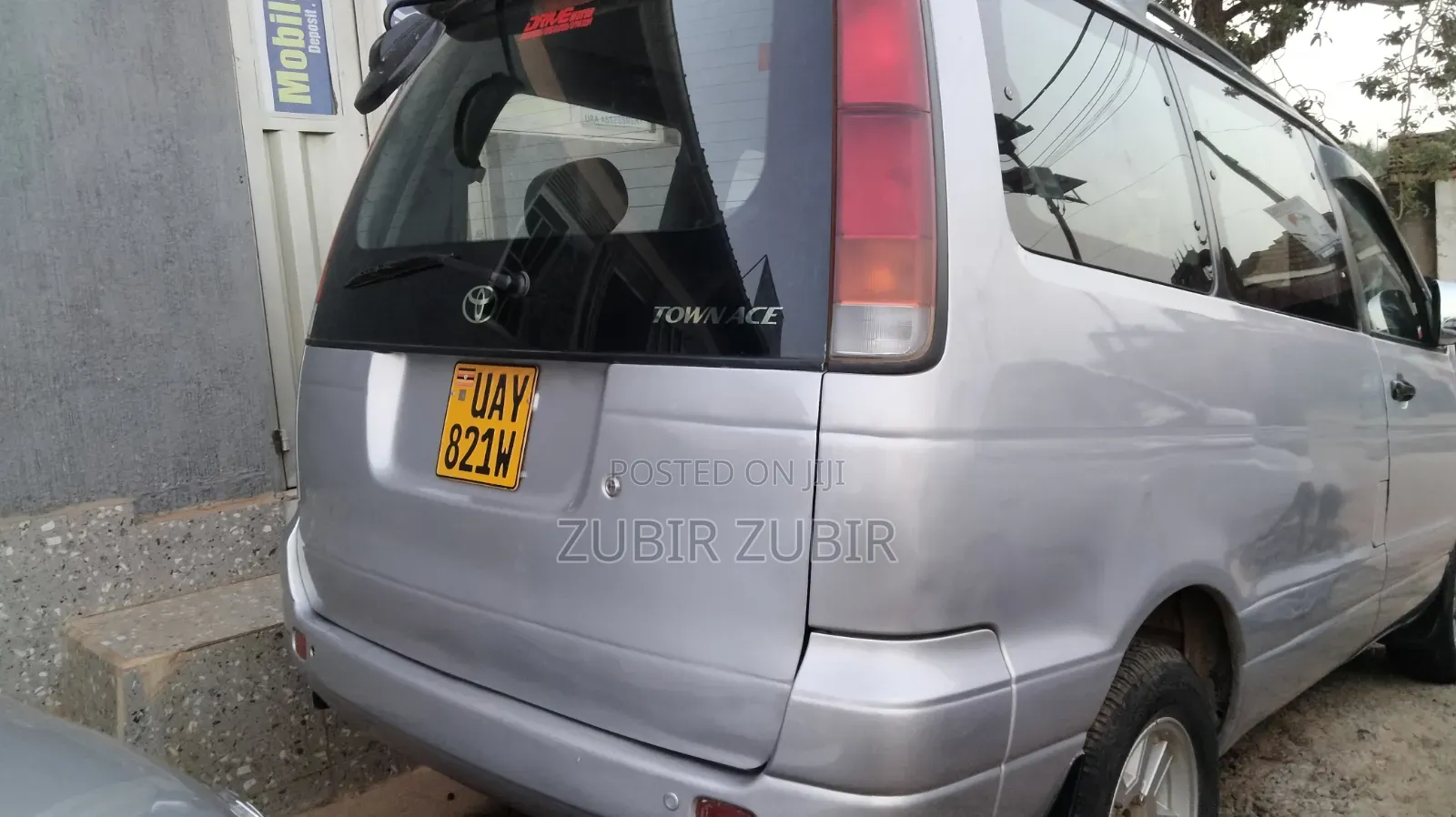 Toyota Noah 2001 Silver