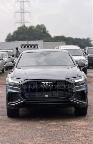 Audi SQ8 2022 Gray