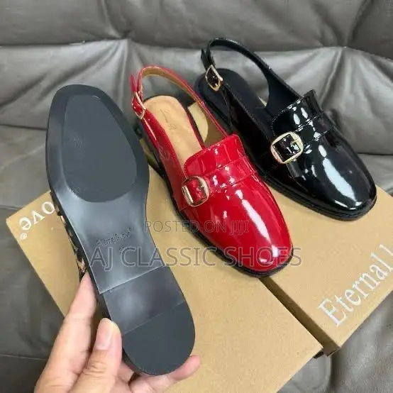 Black and Red Original Flats