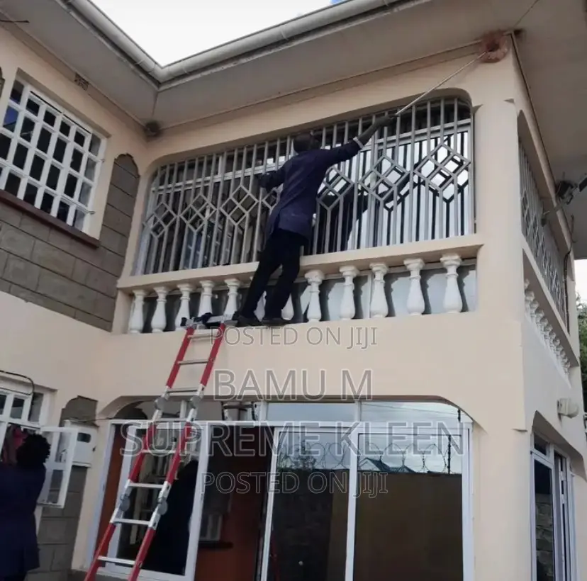 Window Glass Cleaning Services – Crystal Clear Views!