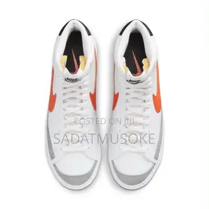 Blazer Mid '77 Vintage 'White Safety Orange'