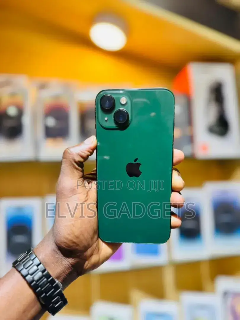 Apple iPhone 13 128 GB Green