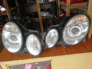 Head Lights for Mercedes Benz E Class Model 2002-2009