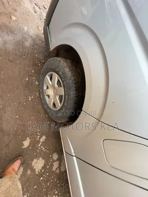 Toyota HiAce 2010 Silver