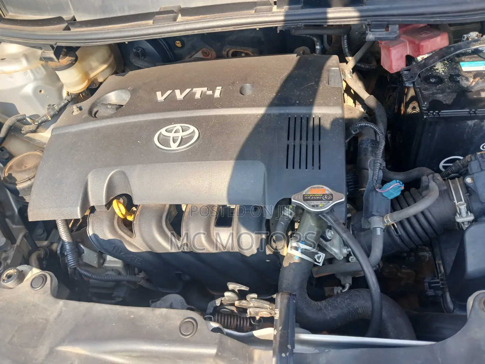 Toyota IST 2010 Silver