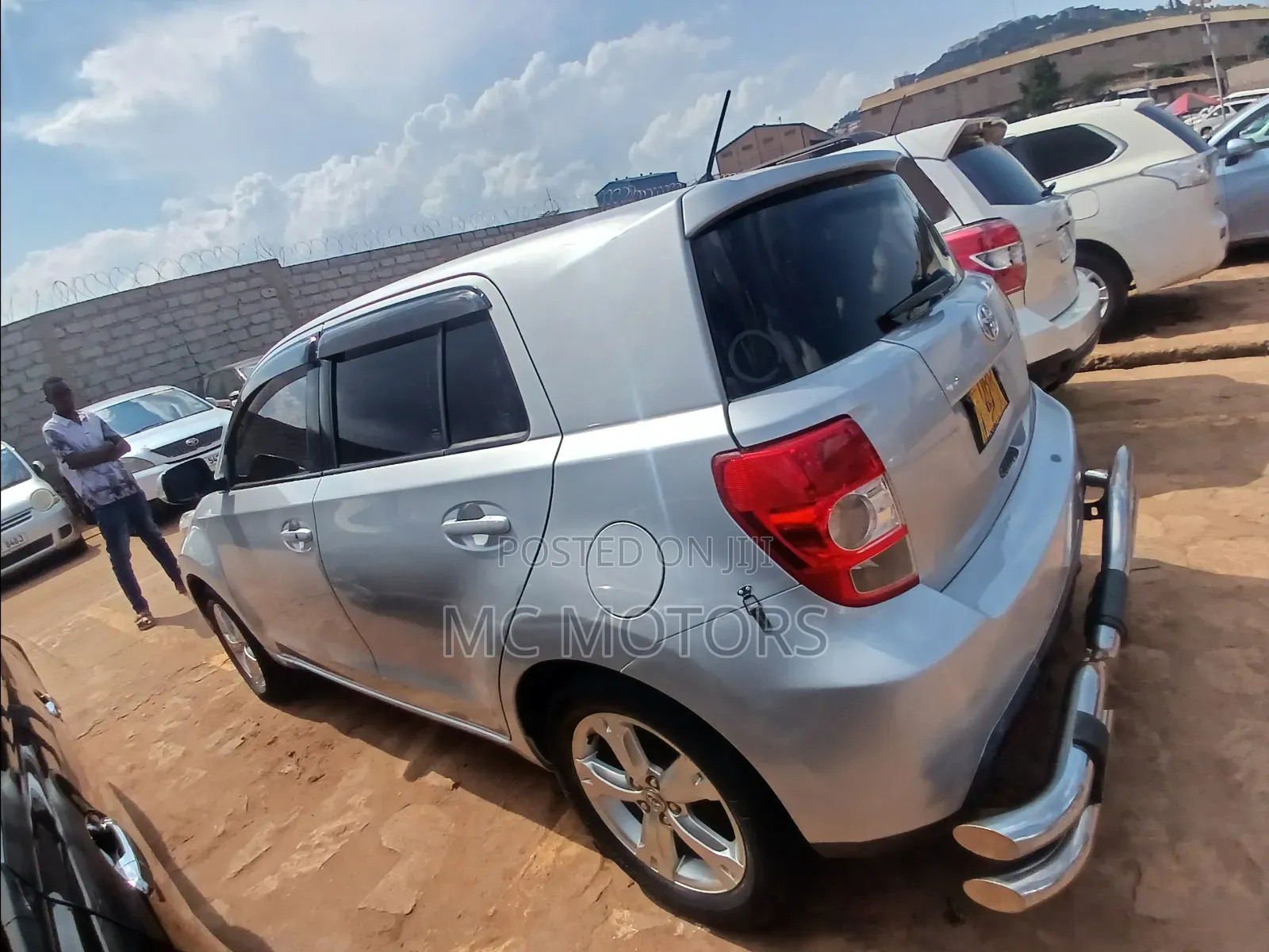 Toyota IST 2010 Silver