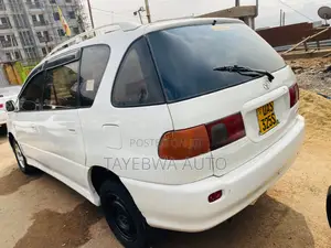 Toyota Ipsum 1998 White