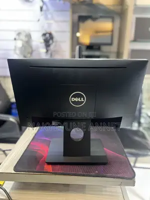 19 Inch Dell Monitor