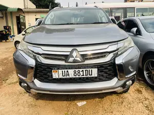 Mitsubishi Pajero Sport 2016 Gray