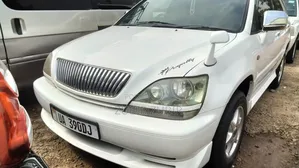Toyota Harrier 2003 White