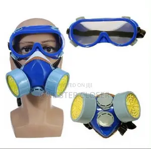 Chemicals And Dust Protective Mask With Googles