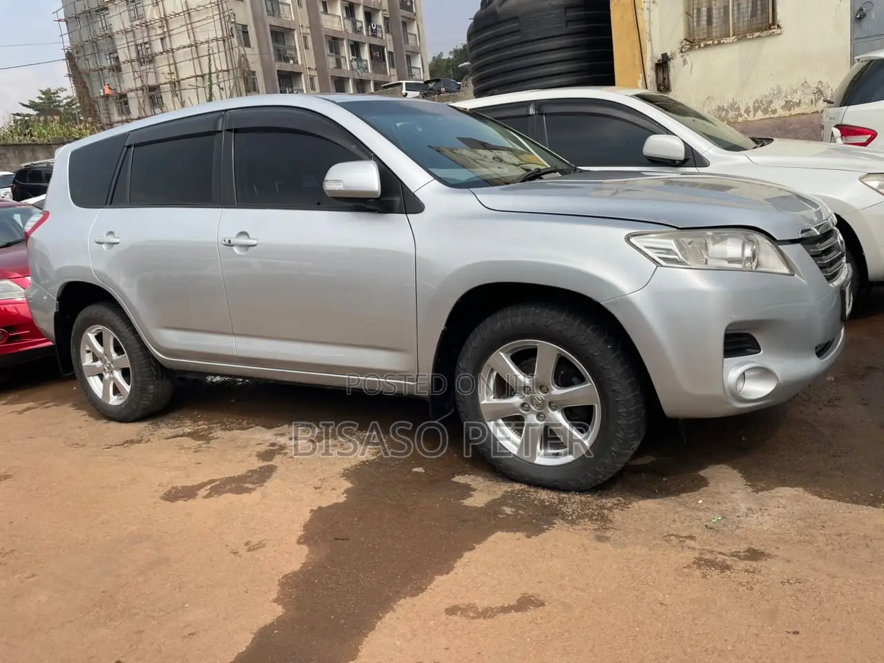 Toyota Vanguard 2010 Silver